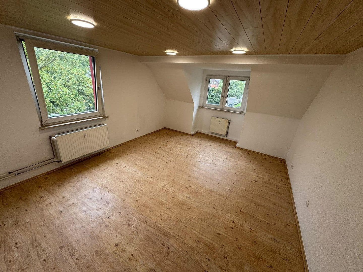 Prenájom bytu 3-izbový 74 m², Lindhorststraße 10, Bottrop, Severné Porýnie - Westfálsko Prenájom bytu 3-izbový 74 m², Lindhorststraße 10, Bottrop, Severné Porýnie - Westfálsko