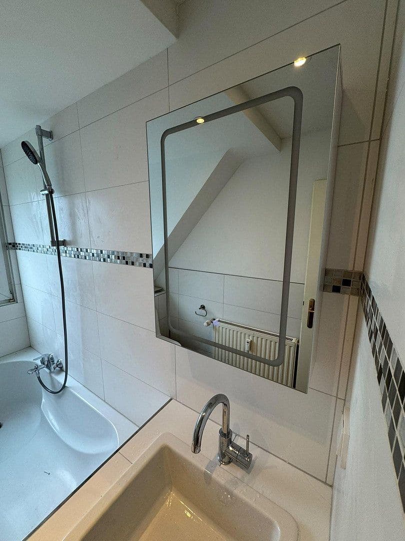 Prenájom bytu 3-izbový 74 m², Lindhorststraße 10, Bottrop, Severné Porýnie - Westfálsko Prenájom bytu 3-izbový 74 m², Lindhorststraße 10, Bottrop, Severné Porýnie - Westfálsko