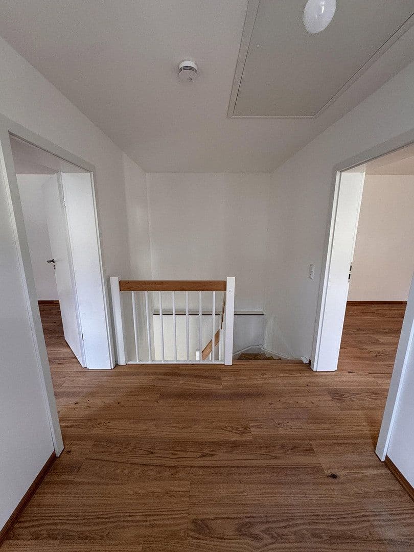 Prenájom bytu 3-izbový 77 m², Friedrichstraße 32, Erlangen, Bavorsko Prenájom bytu 3-izbový 77 m², Friedrichstraße 32, Erlangen, Bavorsko