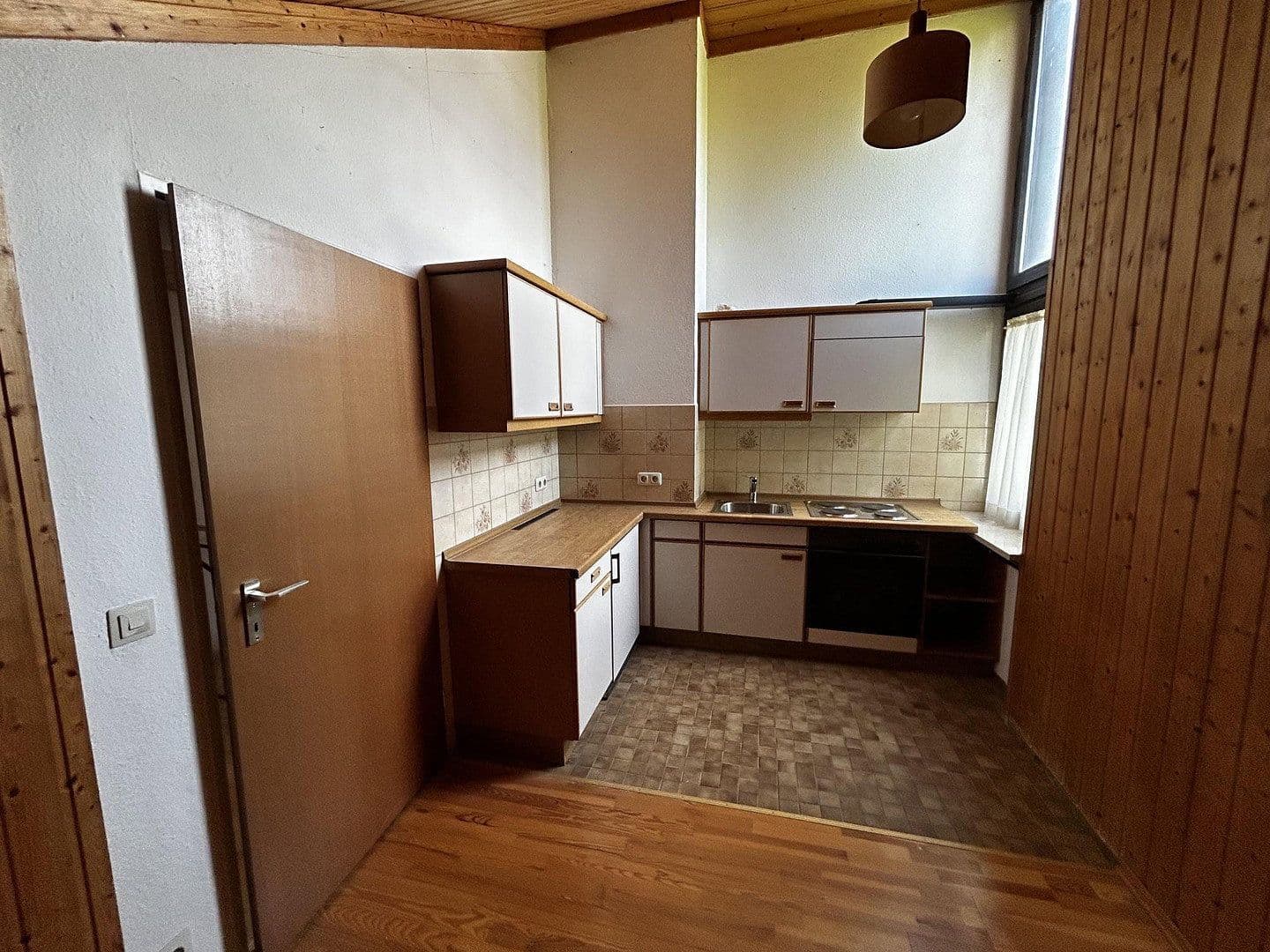 Predaj domu 142 m², pozemok 344 m², Burghausen, Bavorsko Predaj domu 142 m², pozemok 344 m², Burghausen, Bavorsko