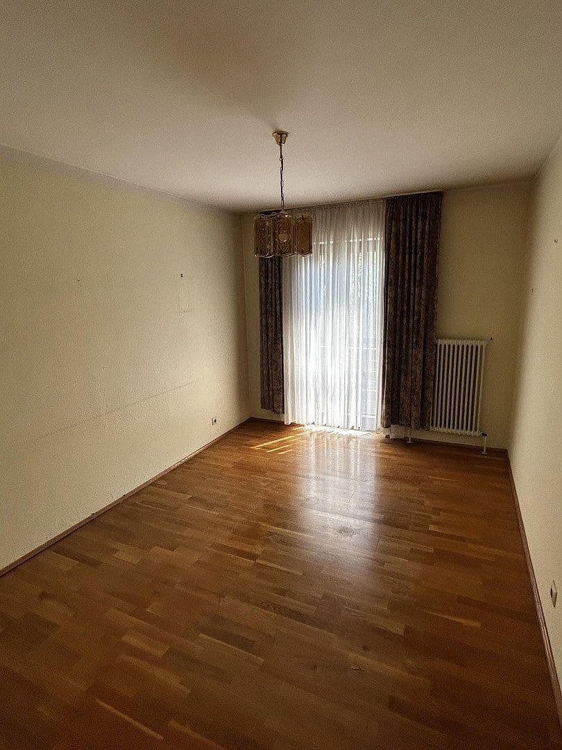 Predaj domu 142 m², pozemok 344 m², Burghausen, Bavorsko Predaj domu 142 m², pozemok 344 m², Burghausen, Bavorsko
