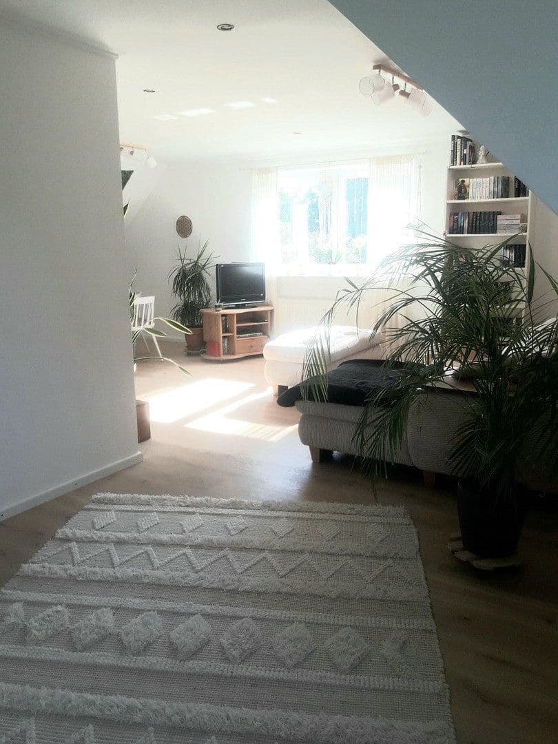 Predaj domu 280 m², pozemok 1.075 m², Strohbergstraße 18, Großsolt, Šlezvicko-Holštajnsko Predaj domu 280 m², pozemok 1.075 m², Strohbergstraße 18, Großsolt, Šlezvicko-Holštajnsko