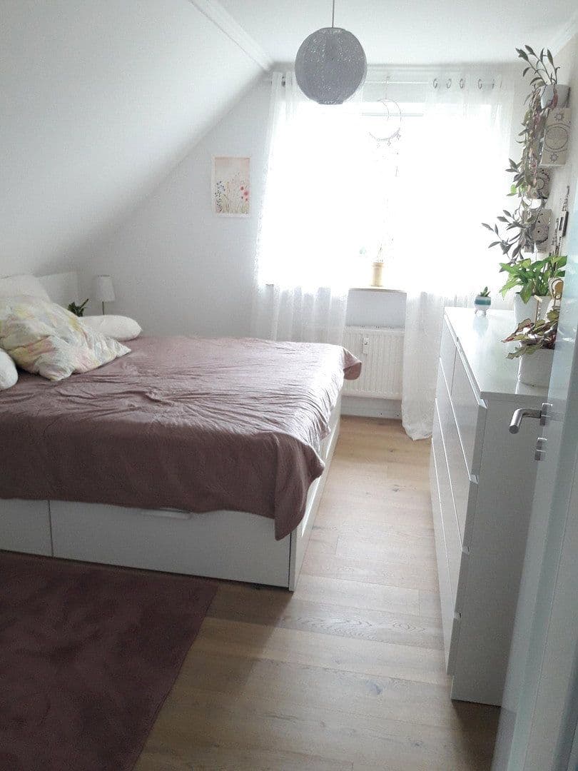 Predaj domu 280 m², pozemok 1.075 m², Strohbergstraße 18, Großsolt, Šlezvicko-Holštajnsko Predaj domu 280 m², pozemok 1.075 m², Strohbergstraße 18, Großsolt, Šlezvicko-Holštajnsko