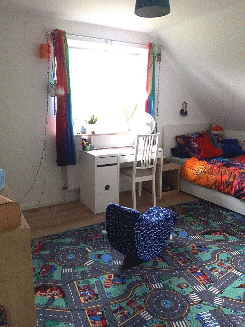 Predaj domu 280 m², pozemok 1.075 m², Strohbergstraße 18, Großsolt, Šlezvicko-Holštajnsko Predaj domu 280 m², pozemok 1.075 m², Strohbergstraße 18, Großsolt, Šlezvicko-Holštajnsko
