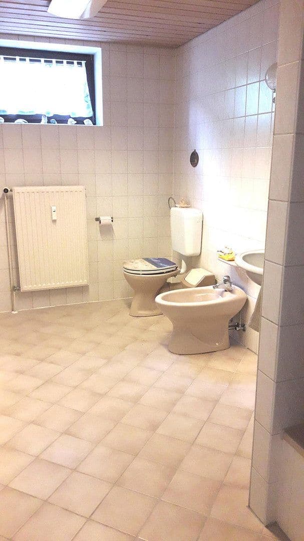 Predaj domu 280 m², pozemok 1.075 m², Strohbergstraße 18, Großsolt, Šlezvicko-Holštajnsko Predaj domu 280 m², pozemok 1.075 m², Strohbergstraße 18, Großsolt, Šlezvicko-Holštajnsko