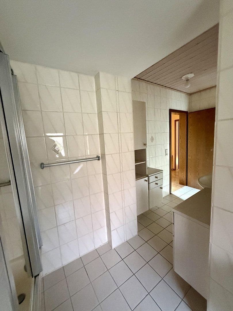 Prenájom bytu 4-izbový 160 m², Brombachtal, Hesensko Prenájom bytu 4-izbový 160 m², Brombachtal, Hesensko