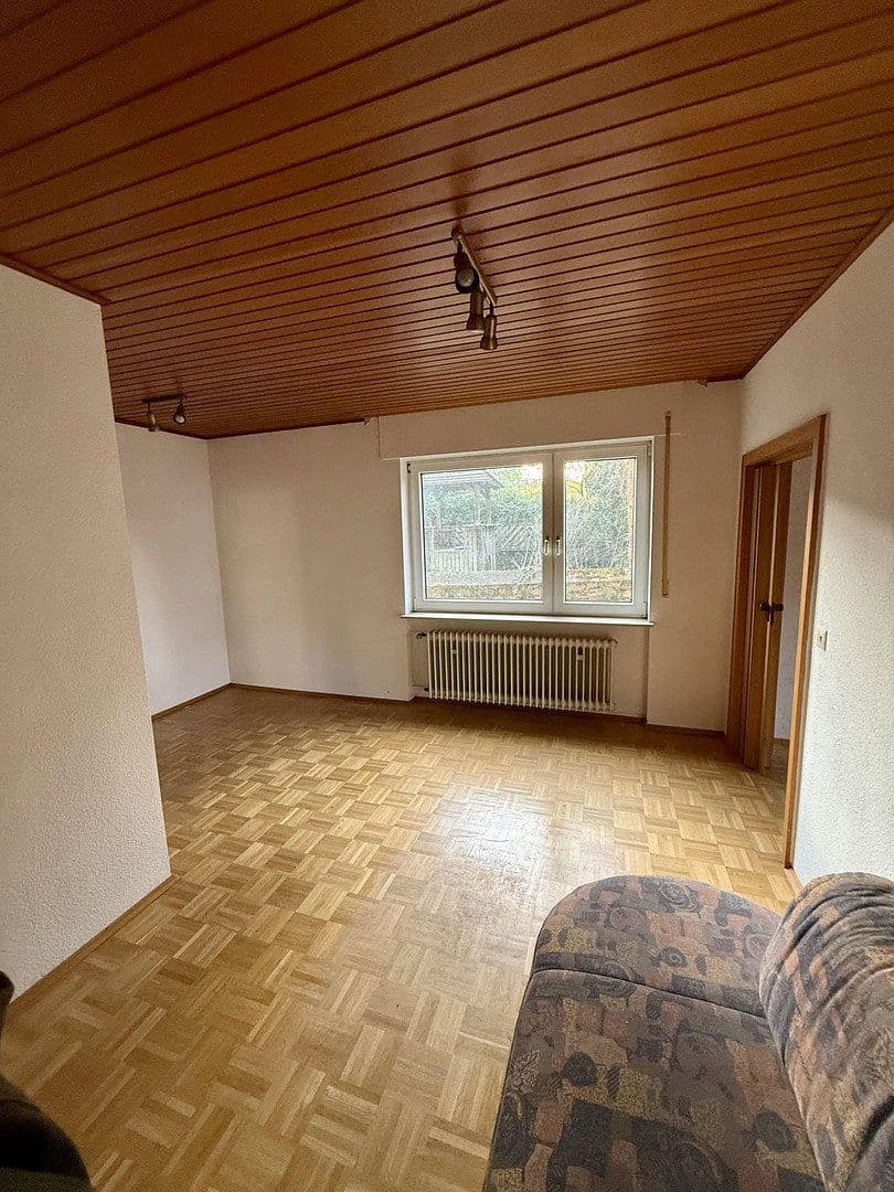 Prenájom bytu 4-izbový 160 m², Brombachtal, Hesensko Prenájom bytu 4-izbový 160 m², Brombachtal, Hesensko