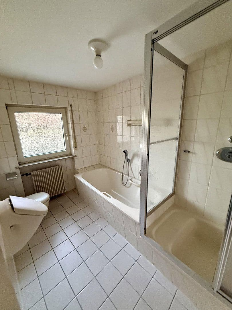 Prenájom bytu 4-izbový 160 m², Brombachtal, Hesensko Prenájom bytu 4-izbový 160 m², Brombachtal, Hesensko