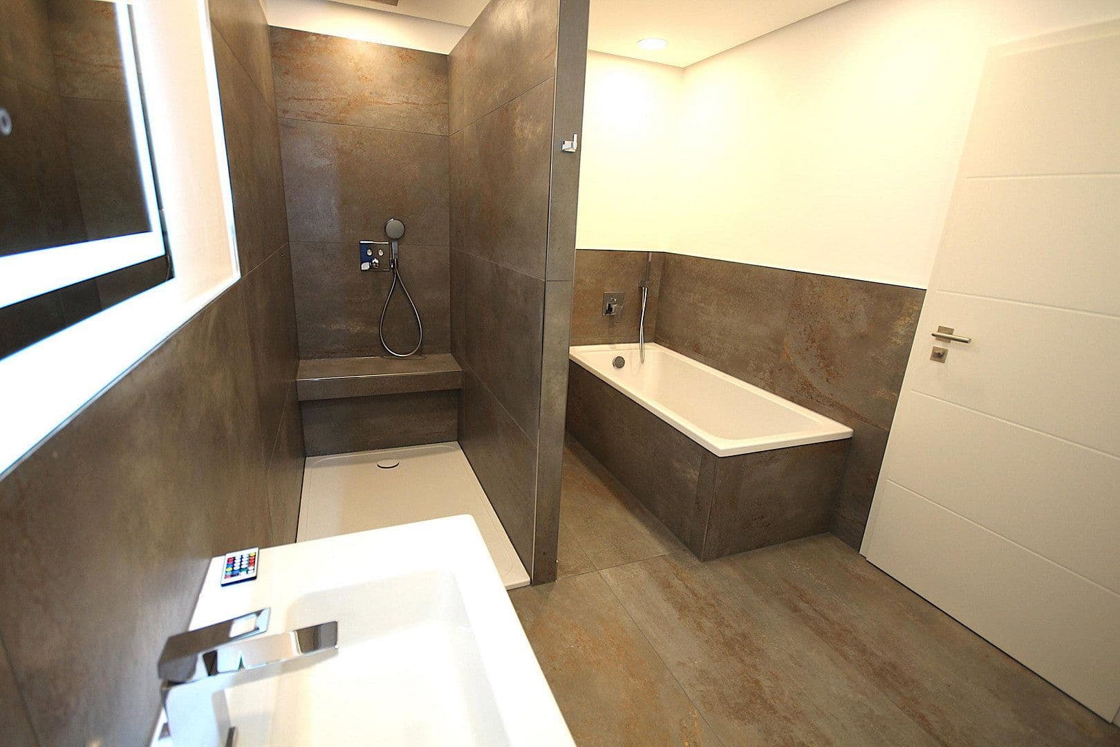 Predaj bytu 2-izbový 70 m², Nockherstraße 42, München, Bavorsko Predaj bytu 2-izbový 70 m², Nockherstraße 42, München, Bavorsko