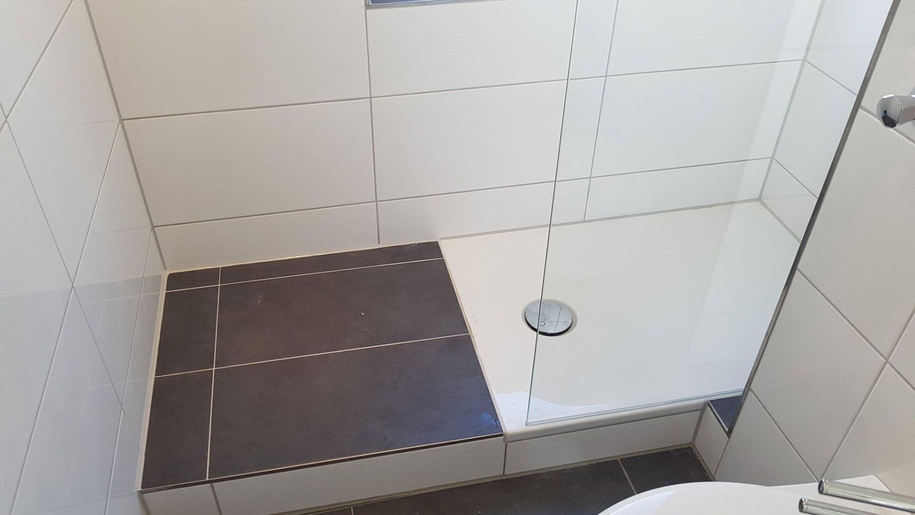 Predaj domu 850 m², pozemok 328 m², Hannover, Dolné Sasko Predaj domu 850 m², pozemok 328 m², Hannover, Dolné Sasko