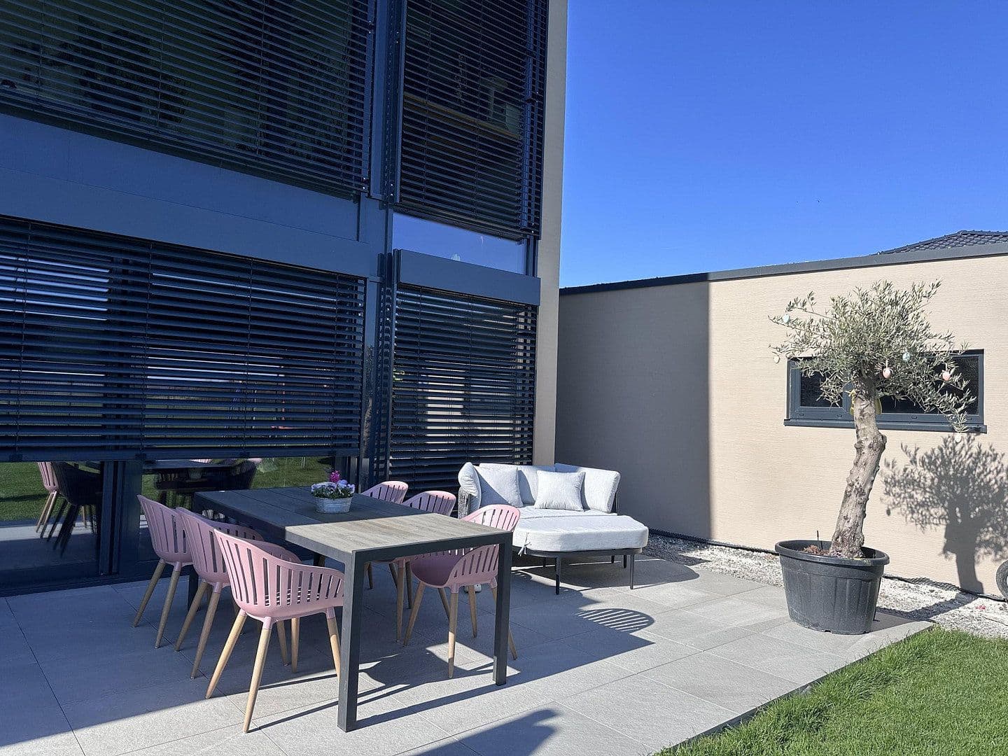 Predaj domu 157 m², pozemok 737 m², Sulzheim, Bavorsko Predaj domu 157 m², pozemok 737 m², Sulzheim, Bavorsko