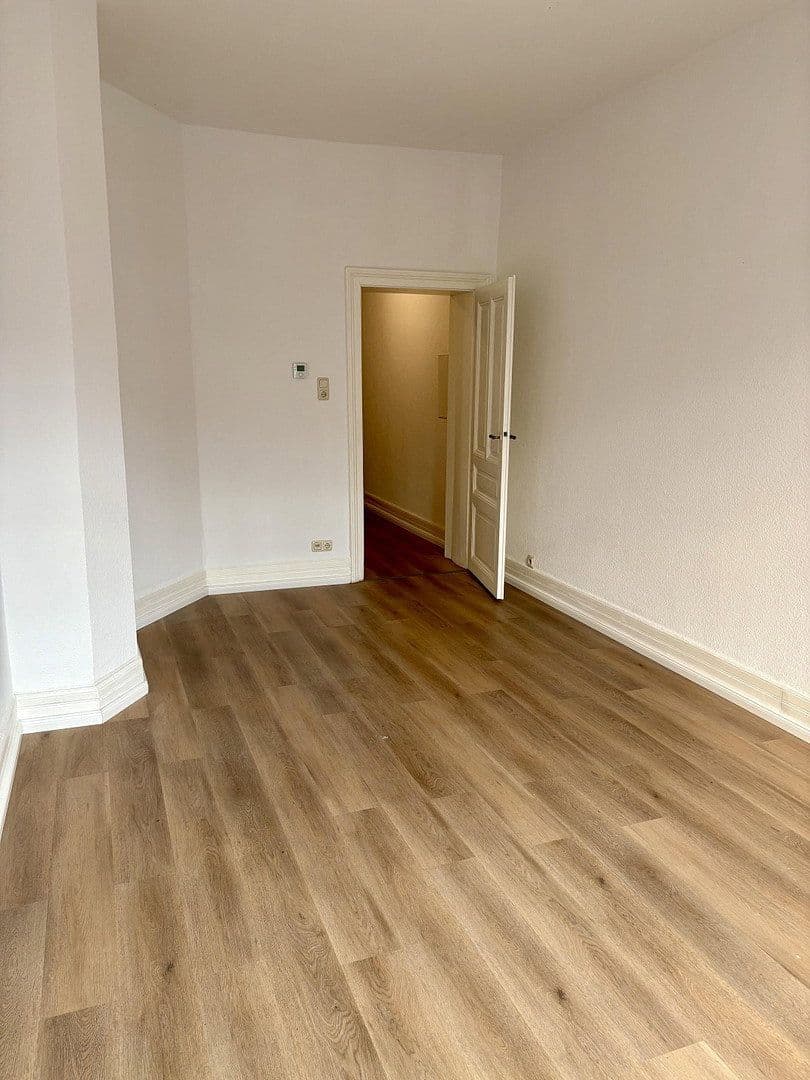 Prenájom bytu 2-izbový 53 m², Frankfurt am Main, Hesensko Prenájom bytu 2-izbový 53 m², Frankfurt am Main, Hesensko