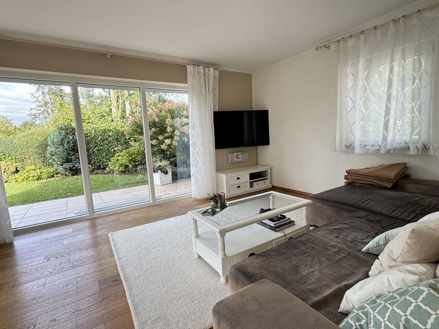 Predaj domu 139 m², pozemok 353 m², Moosinning, Bavorsko Predaj domu 139 m², pozemok 353 m², Moosinning, Bavorsko