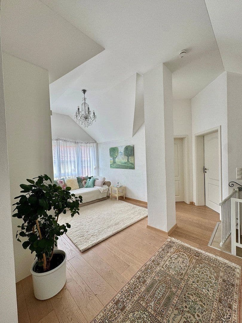 Predaj domu 139 m², pozemok 353 m², Moosinning, Bavorsko Predaj domu 139 m², pozemok 353 m², Moosinning, Bavorsko