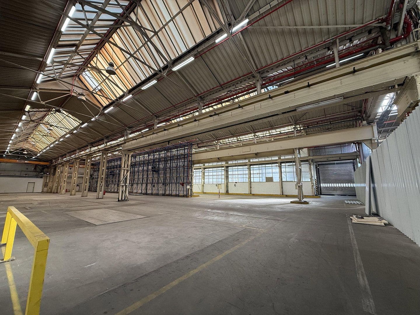 Prenájom nebytového priestoru 3.020 m², Magdeburgerstrasse 37, Gelsenkirchen, Severné Porýnie - Westfálsko Prenájom nebytového priestoru 3.020 m², Magdeburgerstrasse 37, Gelsenkirchen, Severné Porýnie - Westfálsko