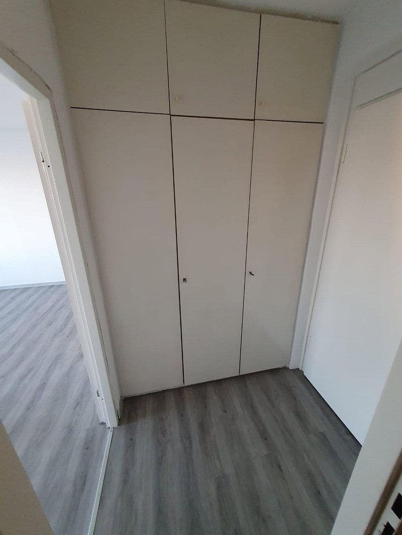 Prenájom bytu 1-izbový 39 m², Budapester Str. 20, Erlangen, Bavorsko Prenájom bytu 1-izbový 39 m², Budapester Str. 20, Erlangen, Bavorsko