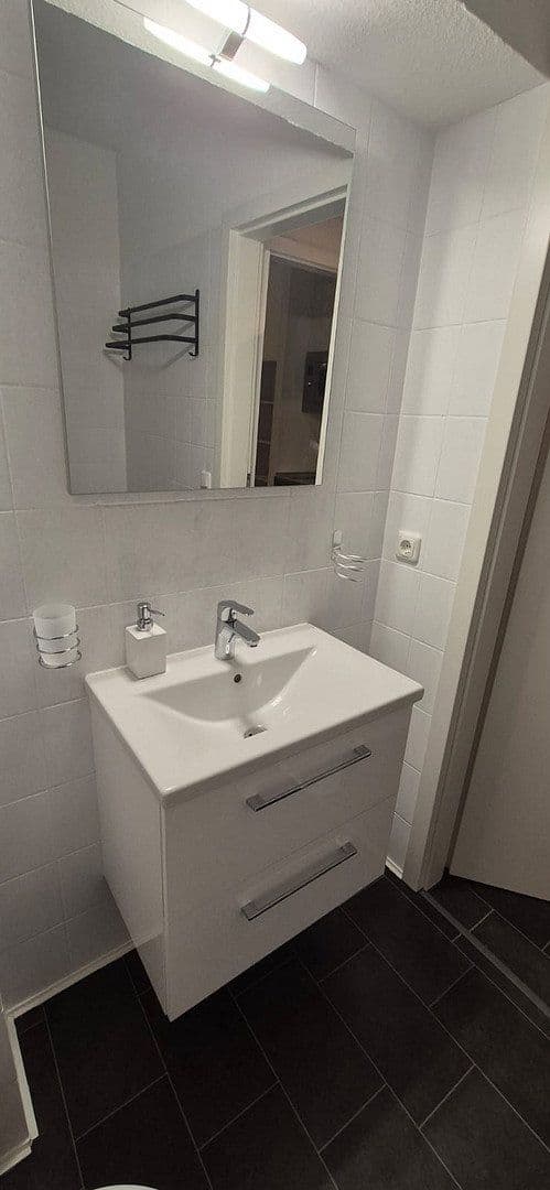 Prenájom bytu 1-izbový 18 m², Turmstr. 16a, Aachen, Severné Porýnie - Westfálsko Prenájom bytu 1-izbový 18 m², Turmstr. 16a, Aachen, Severné Porýnie - Westfálsko