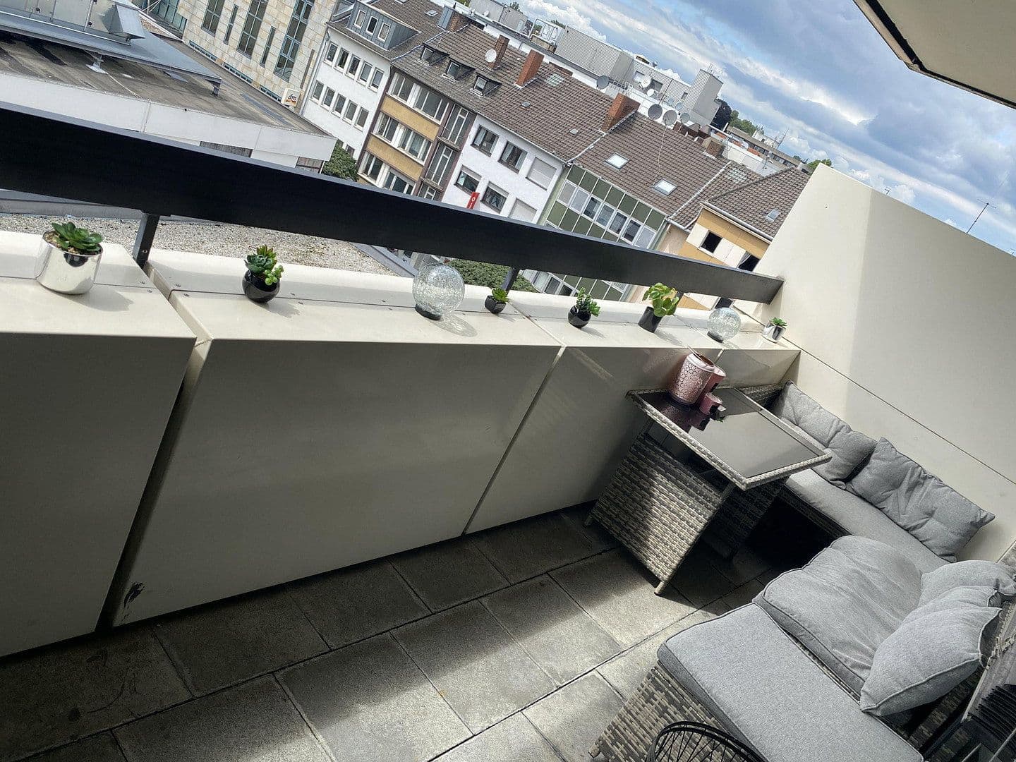 Prenájom bytu 1-izbový 45 m², Stresemannstr. 28, Mönchengladbach, Severné Porýnie - Westfálsko Prenájom bytu 1-izbový 45 m², Stresemannstr. 28, Mönchengladbach, Severné Porýnie - Westfálsko