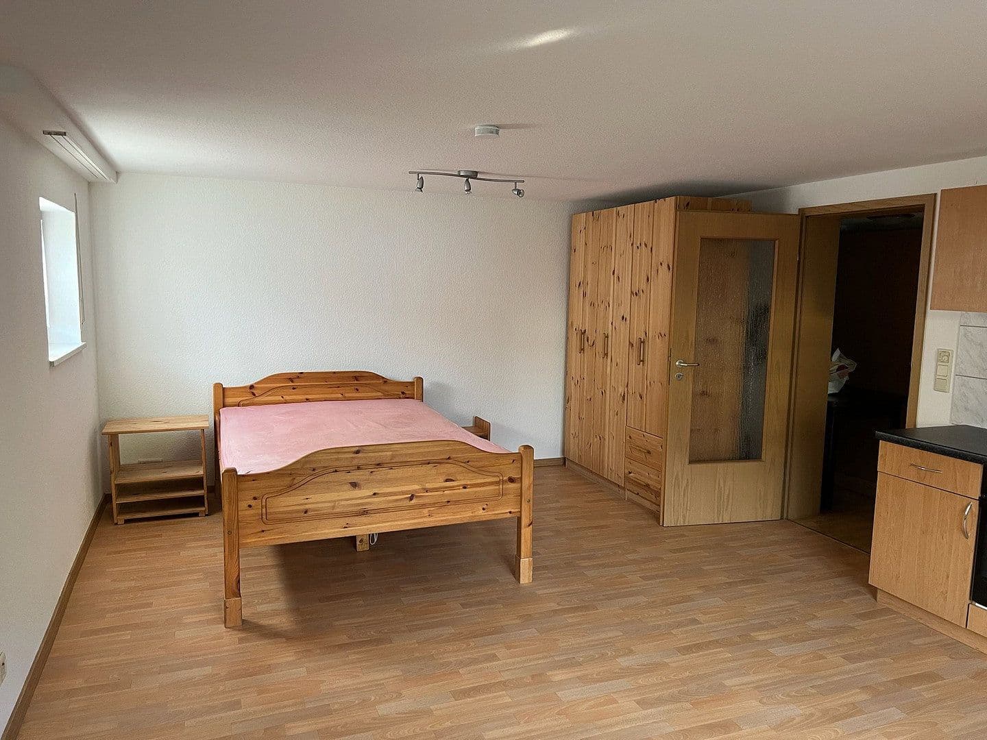 Prenájom bytu 1-izbový 37 m², Neuwied, Porýnie-Falcko Prenájom bytu 1-izbový 37 m², Neuwied, Porýnie-Falcko