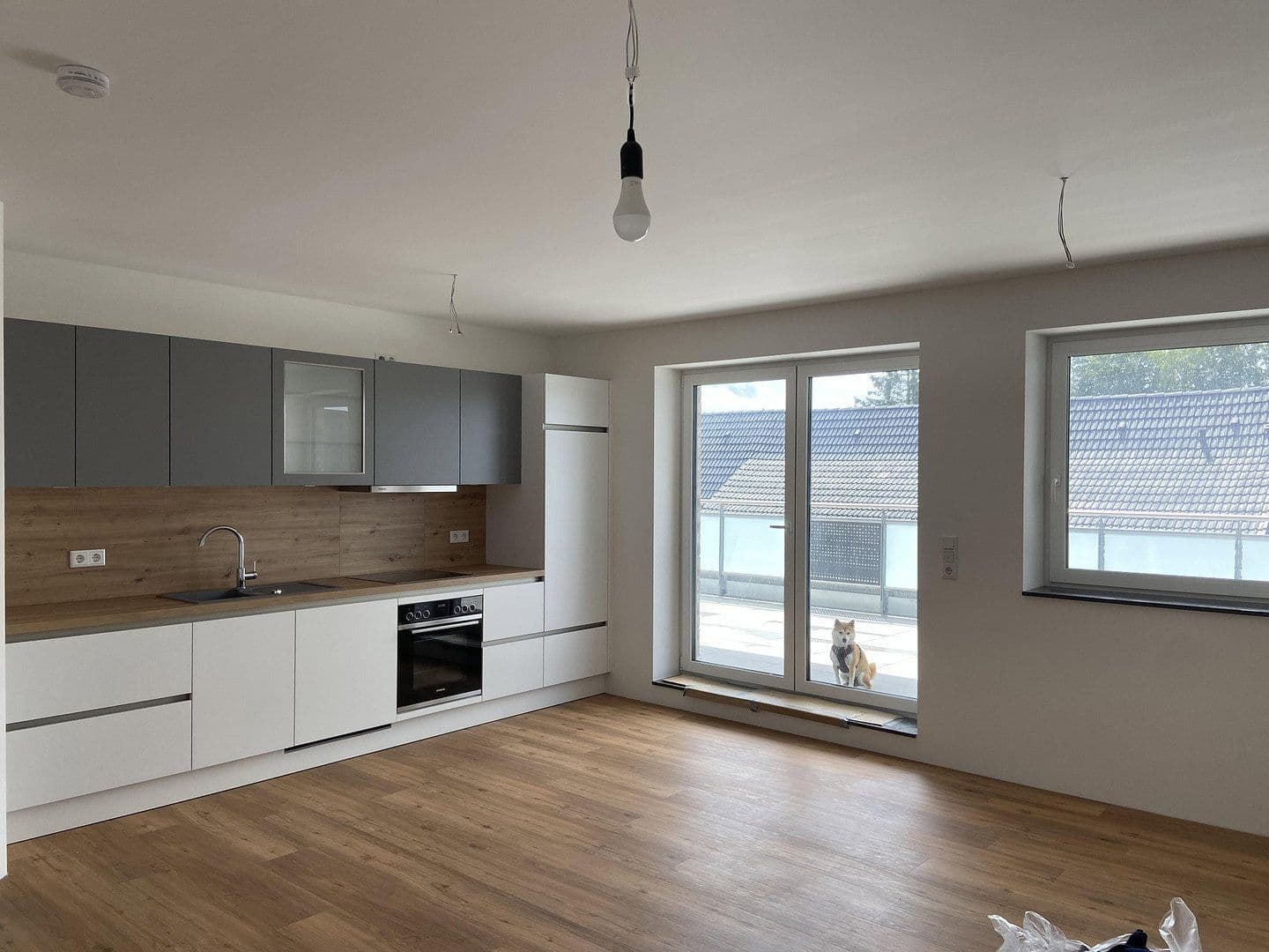Prenájom bytu 3-izbový 106 m², Lütjensee, Šlezvicko-Holštajnsko Prenájom bytu 3-izbový 106 m², Lütjensee, Šlezvicko-Holštajnsko