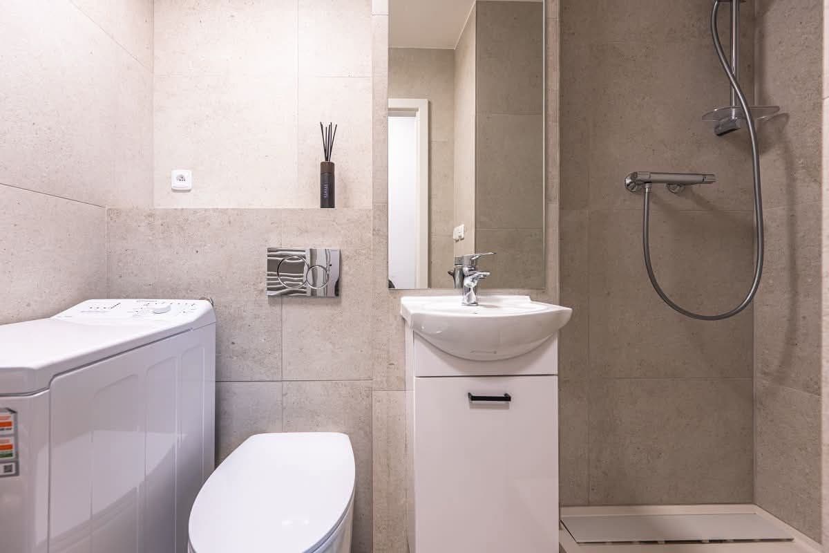 Prenájom bytu 2-izbový 47 m², Valčíkova, Praha, Praha Prenájom bytu 2-izbový 47 m², Valčíkova, Praha, Praha