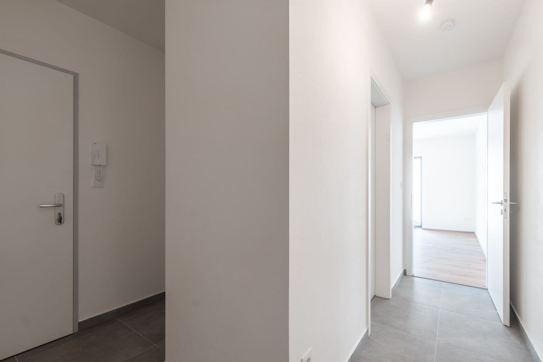 Predaj bytu 3-izbový 66 m², Tyršovo nábřeží, Zlín, Zlínský kraj Predaj bytu 3-izbový 66 m², Tyršovo nábřeží, Zlín, Zlínský kraj
