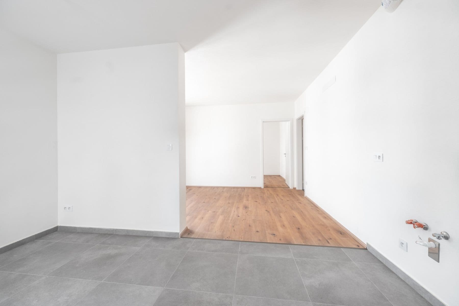 Predaj bytu 3-izbový 66 m², Tyršovo nábřeží, Zlín, Zlínský kraj Predaj bytu 3-izbový 66 m², Tyršovo nábřeží, Zlín, Zlínský kraj