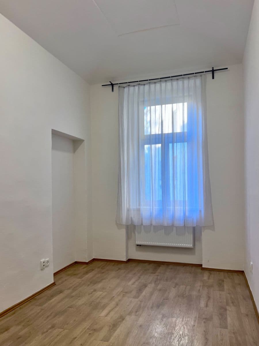 Prenájom bytu 3-izbový 63 m², Na Neklance, Praha, Praha Prenájom bytu 3-izbový 63 m², Na Neklance, Praha, Praha