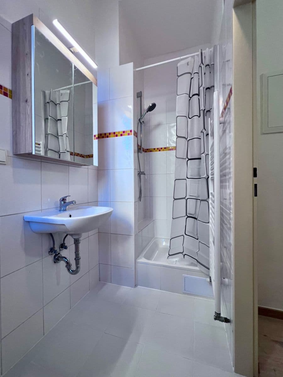 Prenájom bytu 3-izbový 63 m², Na Neklance, Praha, Praha Prenájom bytu 3-izbový 63 m², Na Neklance, Praha, Praha