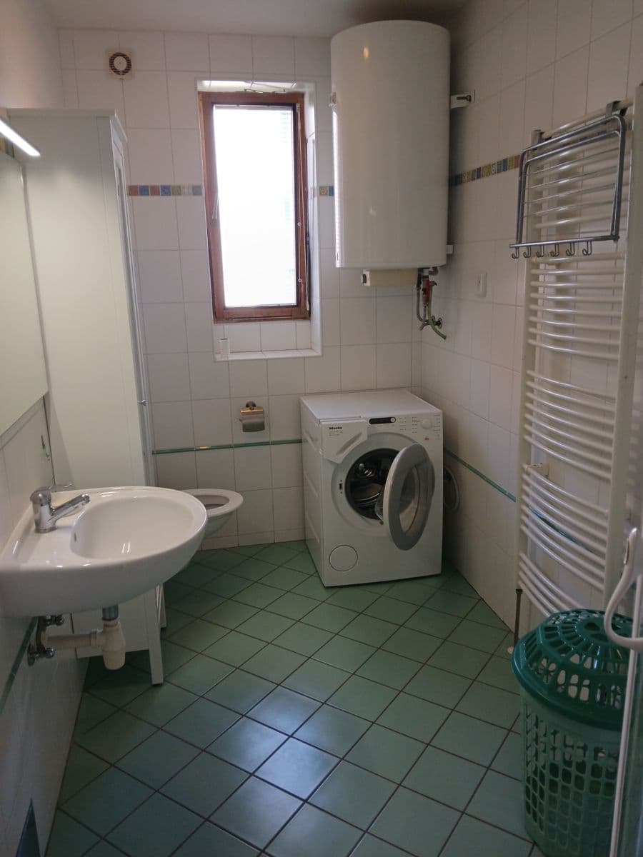 Prenájom bytu 1-izbový 50 m², Gruzínská, Plzeň, Plzeňský kraj Prenájom bytu 1-izbový 50 m², Gruzínská, Plzeň, Plzeňský kraj