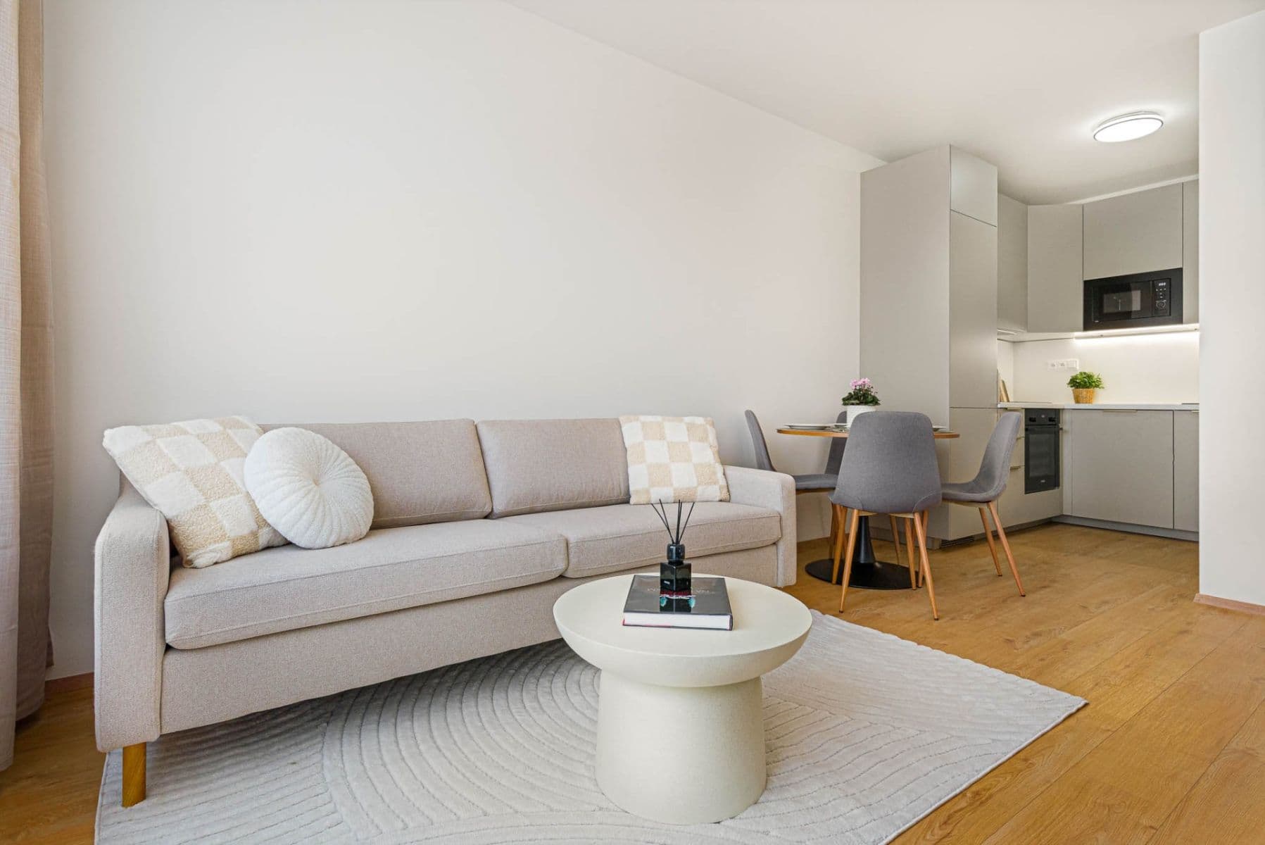 Predaj bytu 2-izbový 43 m², Arnošta Staňka, Praha, Praha Predaj bytu 2-izbový 43 m², Arnošta Staňka, Praha, Praha
