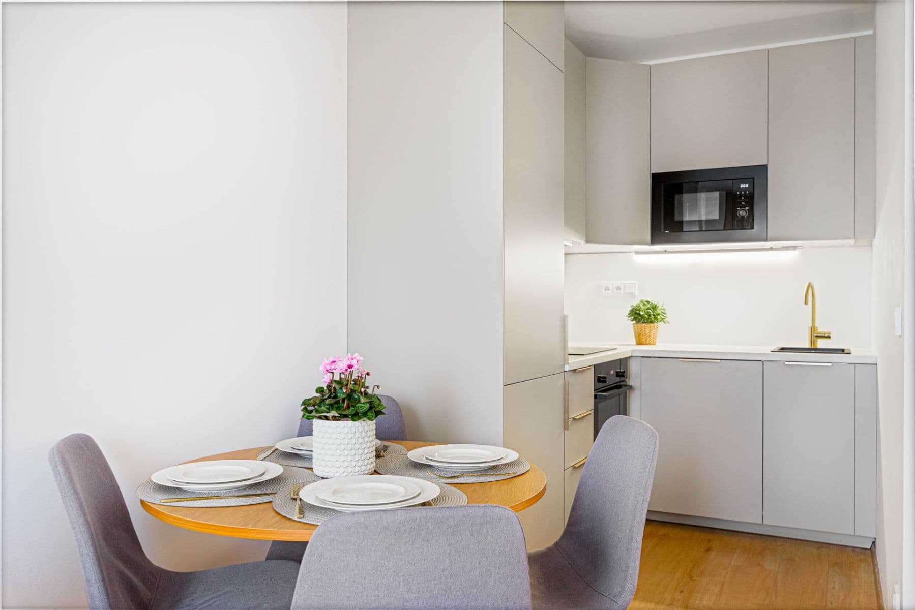 Predaj bytu 2-izbový 43 m², Arnošta Staňka, Praha, Praha Predaj bytu 2-izbový 43 m², Arnošta Staňka, Praha, Praha