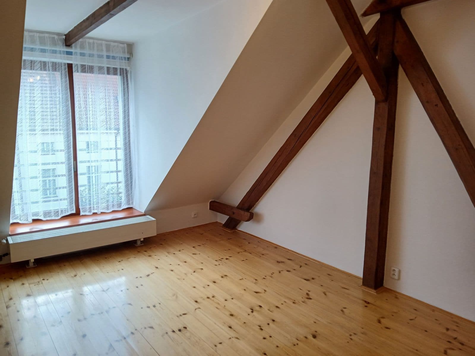 Prenájom bytu 2-izbový 50 m², Gruzínská, Plzeň, Plzeňský kraj Prenájom bytu 2-izbový 50 m², Gruzínská, Plzeň, Plzeňský kraj