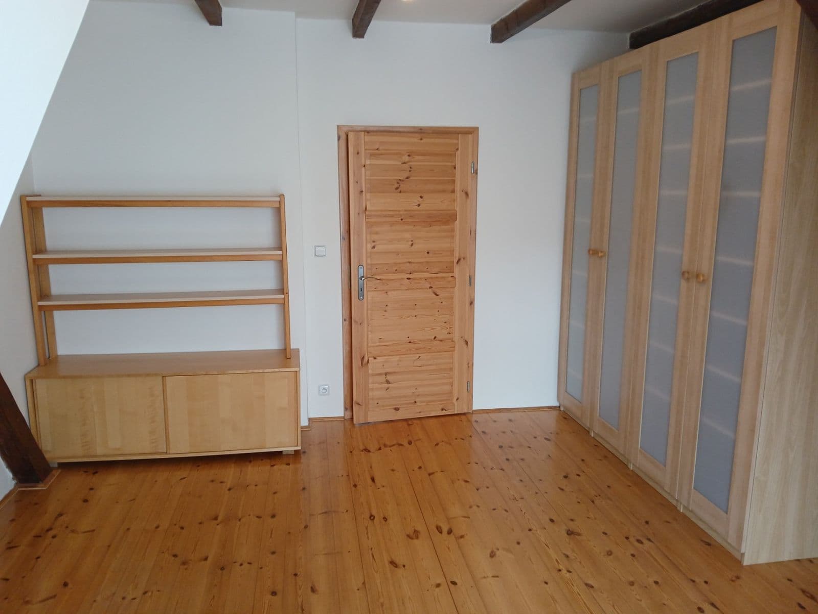 Prenájom bytu 2-izbový 50 m², Gruzínská, Plzeň, Plzeňský kraj Prenájom bytu 2-izbový 50 m², Gruzínská, Plzeň, Plzeňský kraj