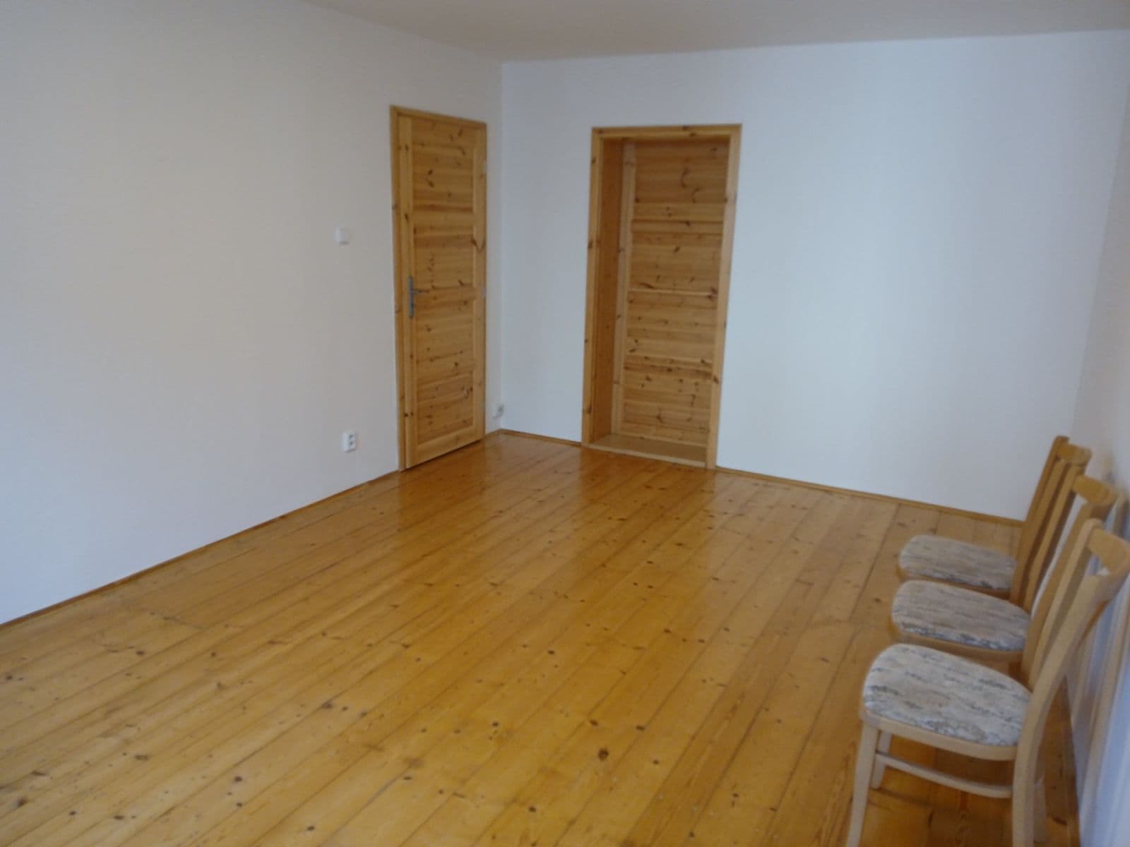 Prenájom bytu 2-izbový 50 m², Gruzínská, Plzeň, Plzeňský kraj Prenájom bytu 2-izbový 50 m², Gruzínská, Plzeň, Plzeňský kraj
