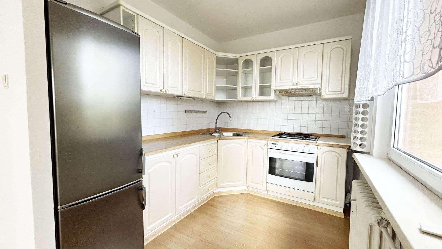 Prenájom bytu 3-izbový 57 m², Nešporova, Praha, Praha Prenájom bytu 3-izbový 57 m², Nešporova, Praha, Praha