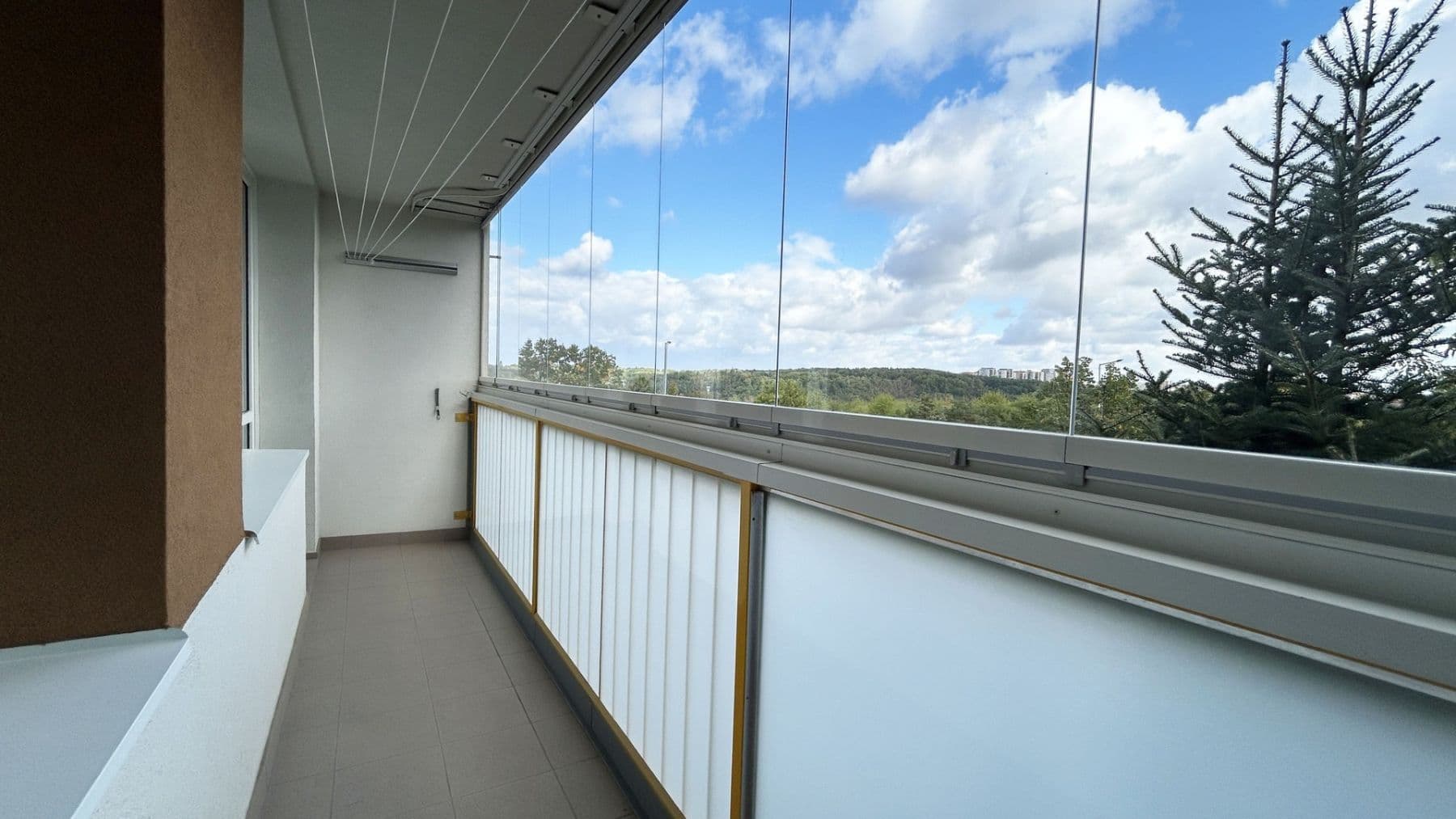 Prenájom bytu 3-izbový 57 m², Nešporova, Praha, Praha Prenájom bytu 3-izbový 57 m², Nešporova, Praha, Praha