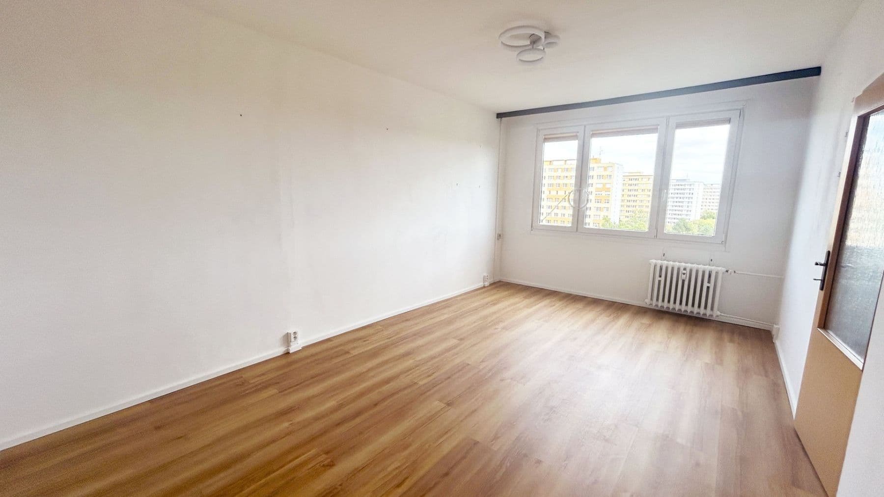 Prenájom bytu 3-izbový 57 m², Nešporova, Praha, Praha Prenájom bytu 3-izbový 57 m², Nešporova, Praha, Praha