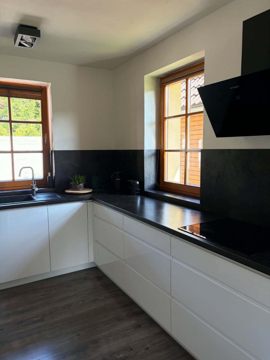 Predaj domu 237 m², pozemok 1.202 m², Dolní Bečva, Zlínský kraj Predaj domu 237 m², pozemok 1.202 m², Dolní Bečva, Zlínský kraj