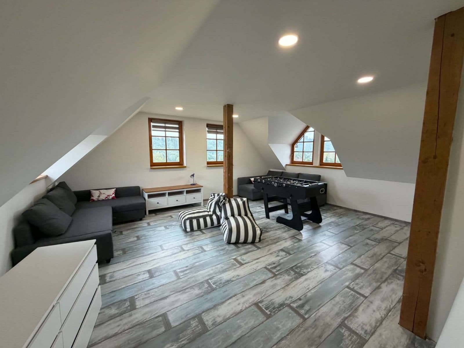 Predaj domu 237 m², pozemok 1.202 m², Dolní Bečva, Zlínský kraj Predaj domu 237 m², pozemok 1.202 m², Dolní Bečva, Zlínský kraj