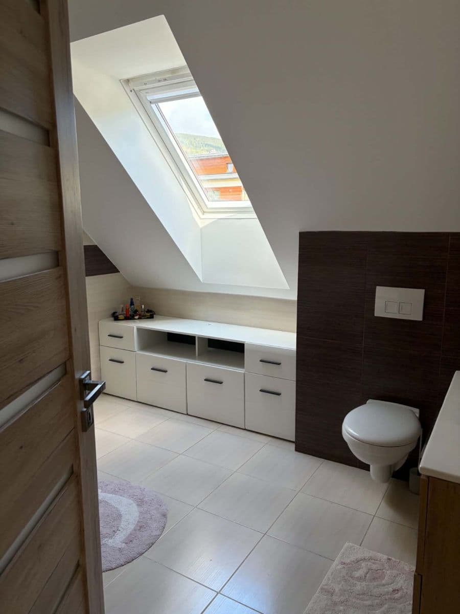 Predaj domu 237 m², pozemok 1.202 m², Dolní Bečva, Zlínský kraj Predaj domu 237 m², pozemok 1.202 m², Dolní Bečva, Zlínský kraj