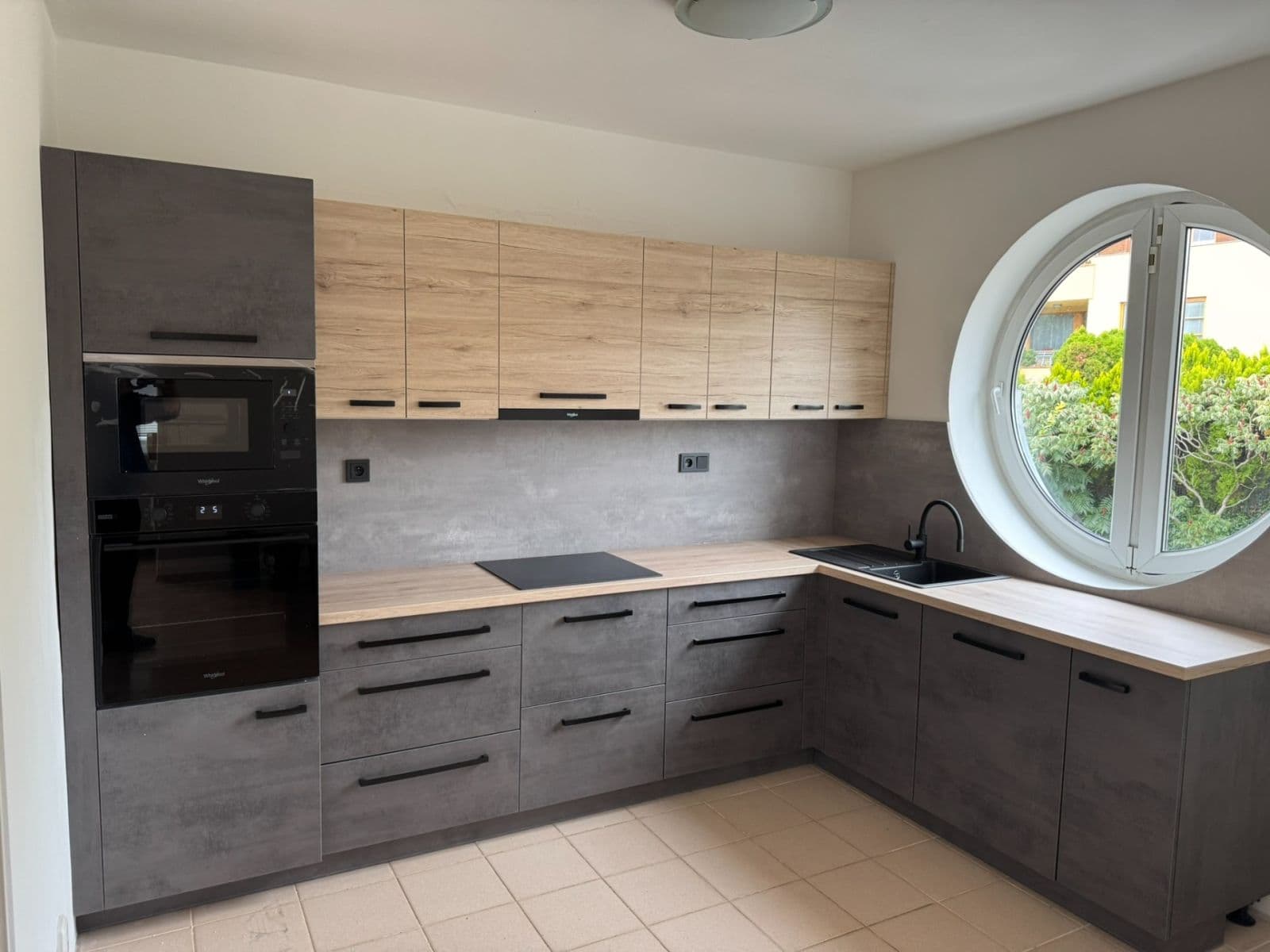 Prenájom domu 225 m², pozemok 381 m², Pučova, Praha, Praha Prenájom domu 225 m², pozemok 381 m², Pučova, Praha, Praha