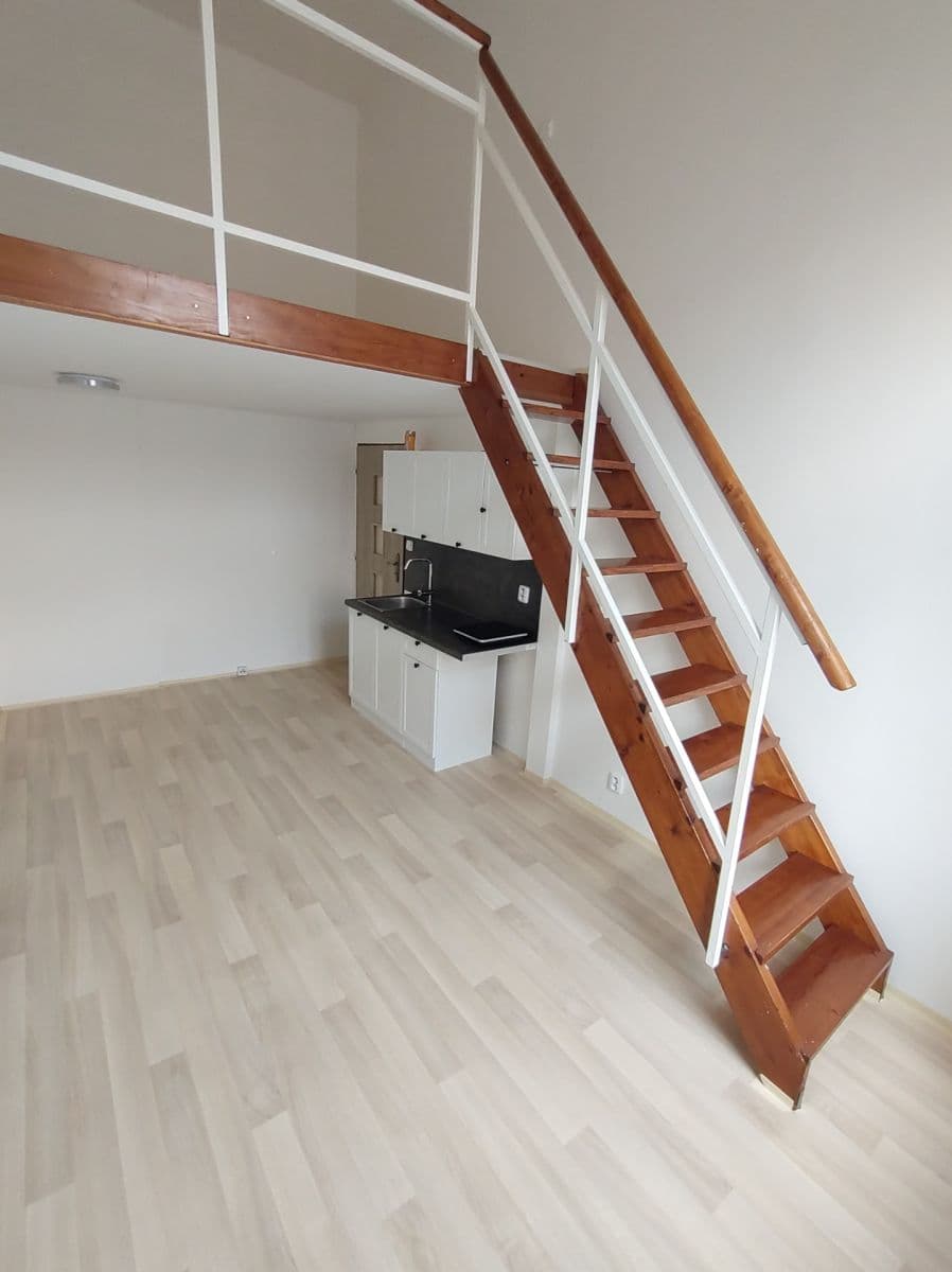 Prenájom bytu 1-izbový 35 m², Masarykova, Litoměřice, Ústecký kraj Prenájom bytu 1-izbový 35 m², Masarykova, Litoměřice, Ústecký kraj