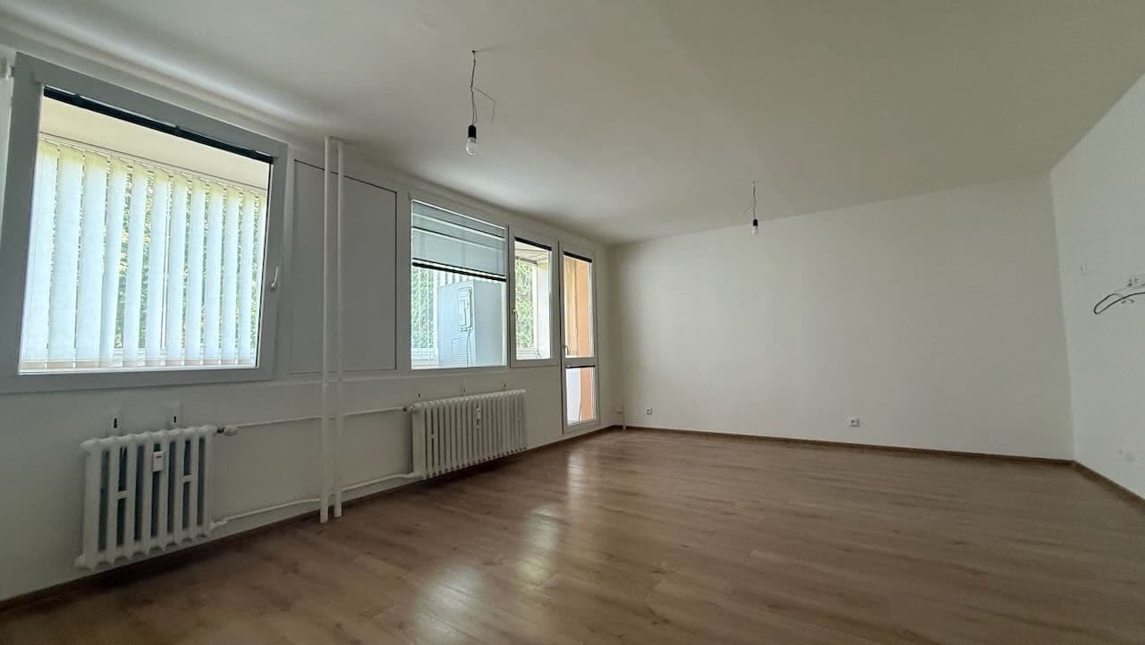 Predaj bytu 3-izbový 66 m², Cvikovská, Praha, Praha Predaj bytu 3-izbový 66 m², Cvikovská, Praha, Praha