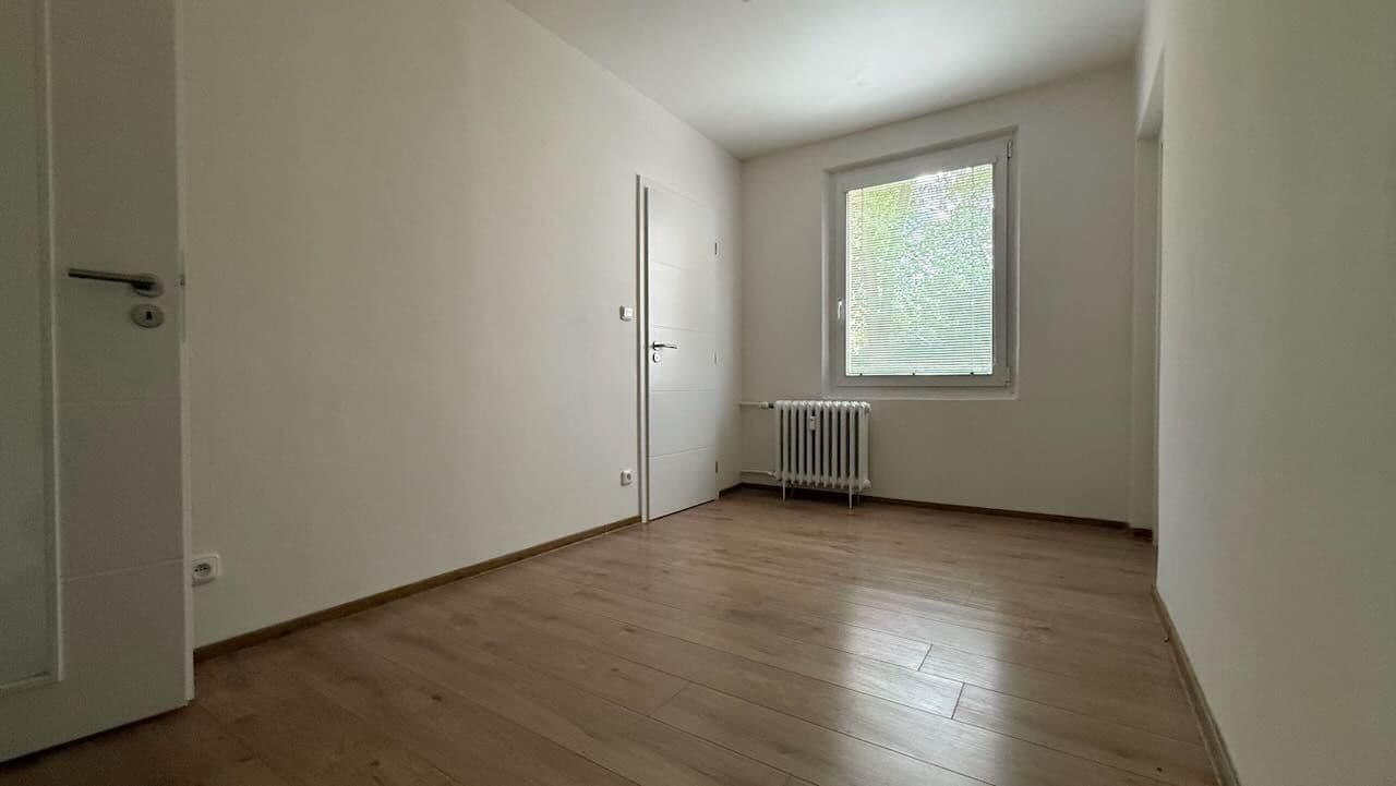 Predaj bytu 3-izbový 66 m², Cvikovská, Praha, Praha Predaj bytu 3-izbový 66 m², Cvikovská, Praha, Praha