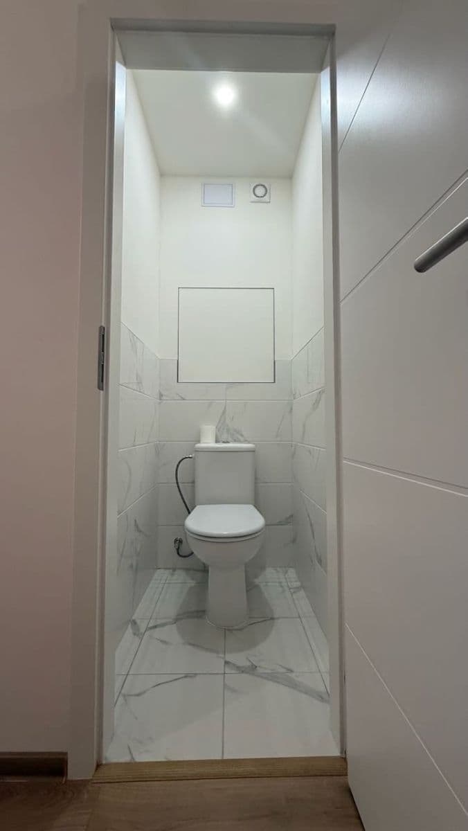 Predaj bytu 3-izbový 66 m², Cvikovská, Praha, Praha Predaj bytu 3-izbový 66 m², Cvikovská, Praha, Praha