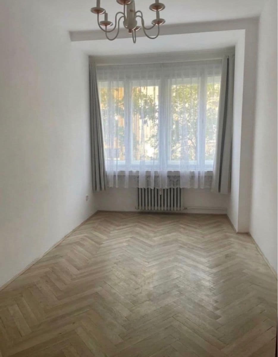 Prenájom bytu 2-izbový 73 m², Baranova, Praha, Praha Prenájom bytu 2-izbový 73 m², Baranova, Praha, Praha