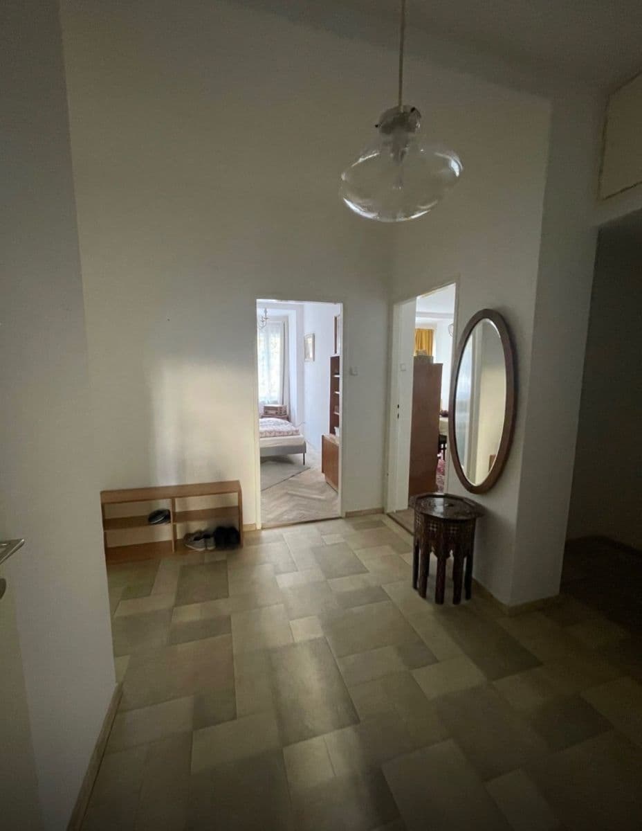 Prenájom bytu 2-izbový 73 m², Baranova, Praha, Praha Prenájom bytu 2-izbový 73 m², Baranova, Praha, Praha
