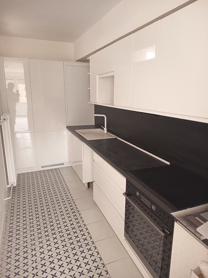 Prenájom bytu 2-izbový 56 m², Moskevská, Kladno, Středočeský kraj Prenájom bytu 2-izbový 56 m², Moskevská, Kladno, Středočeský kraj