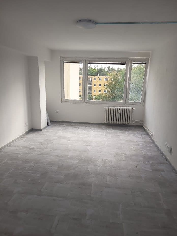 Prenájom bytu 2-izbový 56 m², Moskevská, Kladno, Středočeský kraj Prenájom bytu 2-izbový 56 m², Moskevská, Kladno, Středočeský kraj